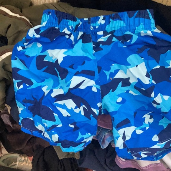 18 month swimsuit trunks - Picture 1 of 3